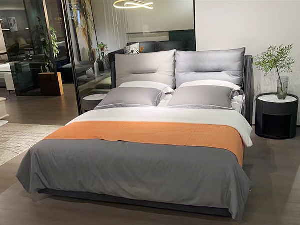 羽绒布艺沙发怎么摆放？客厅布局的黄金法则